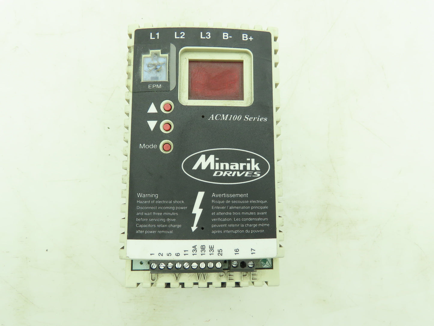 Minarik ACM114T-0.75 VFD Variable Frequency Drive 1HP 0.75Kw 480V 3Ph 2.1A