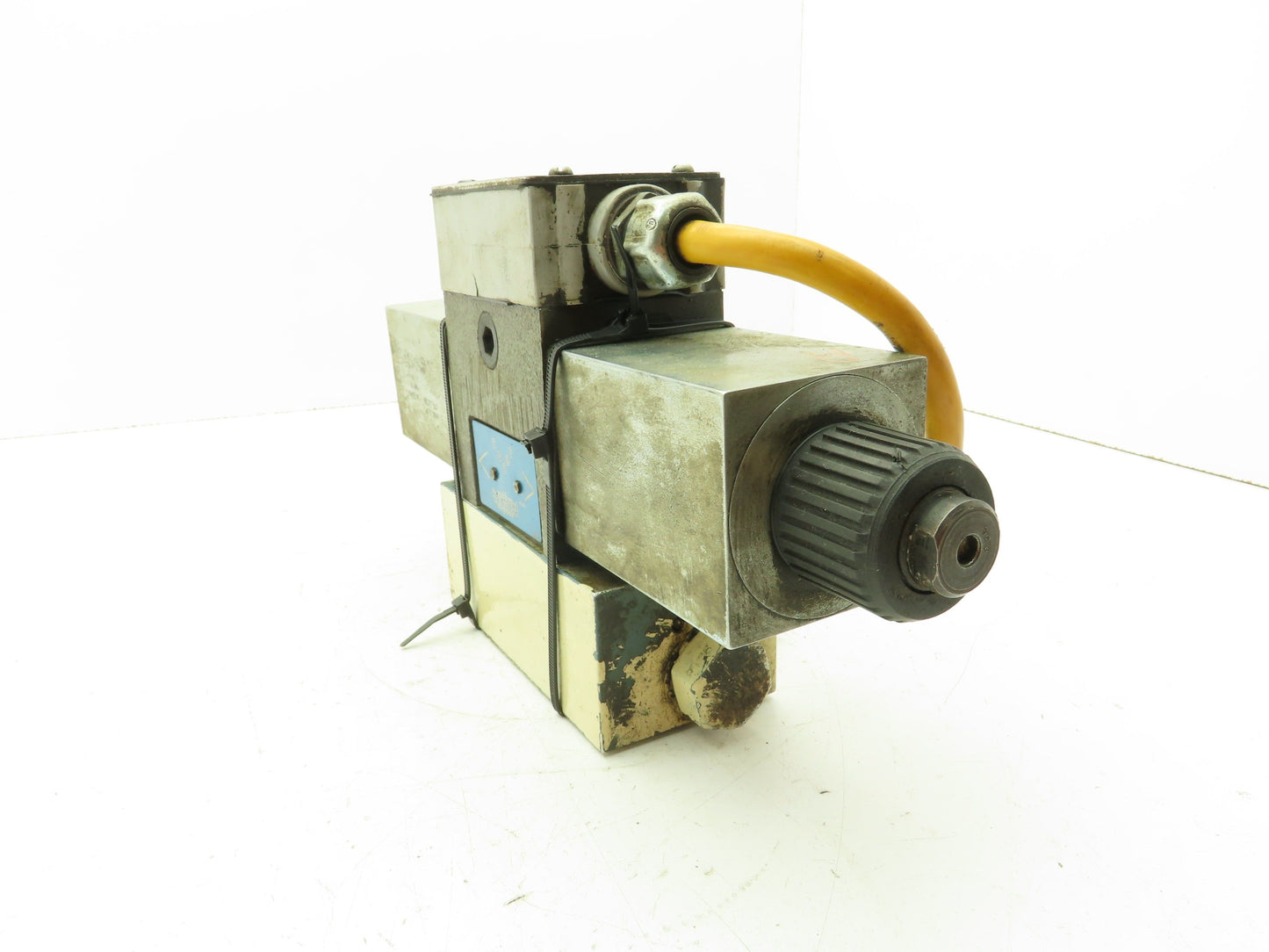 Continental Hydraulics ED05M-3F1O-GBT-24L-B Proportional Directional Valve 24VDC