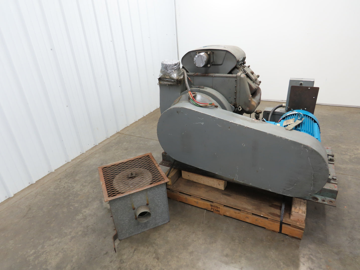 Atlas Copco BT 4 ARR Air Compressor Reciprocating 8.8 Bar 127 PSI 30Hp 575V 3Ph