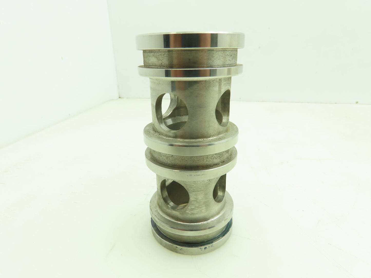 Sinclair D013007 Valve Seat Sleave Replacement  2 Way 4000PSI  1-1/2"