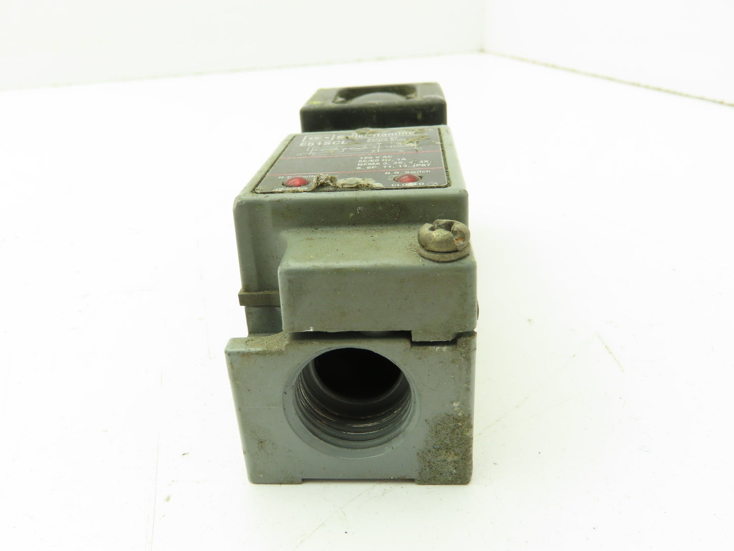 Cutler Hammer E51DP4 Photoelectric Head Diffuse Reflective Sensor 40" Range