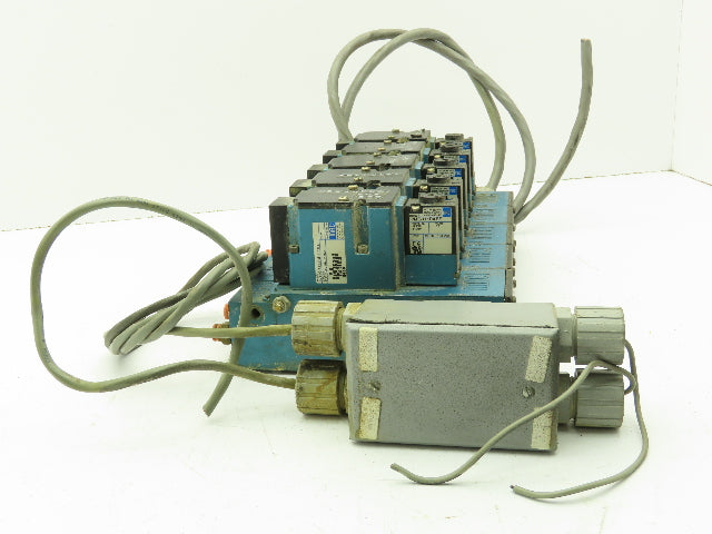 Mac 6211C-411-PM-111DA Pneumatic 5 Valve Block 120V Solenoid 2 Position