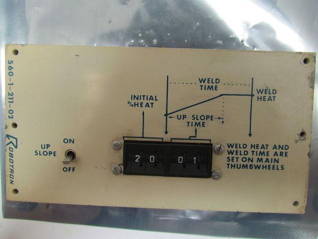 Robotron 560-1-211-02 560121102 12 VDC Controller