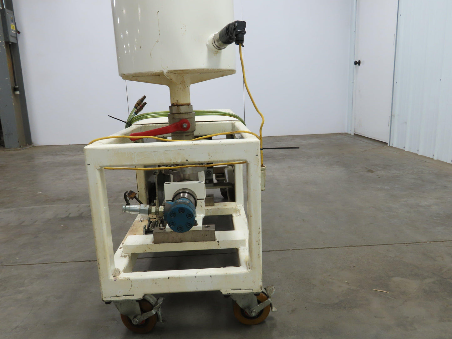 Liquid Control Pneumatic Cylinder Pump 14 Gal Tank Liquid Dispensing