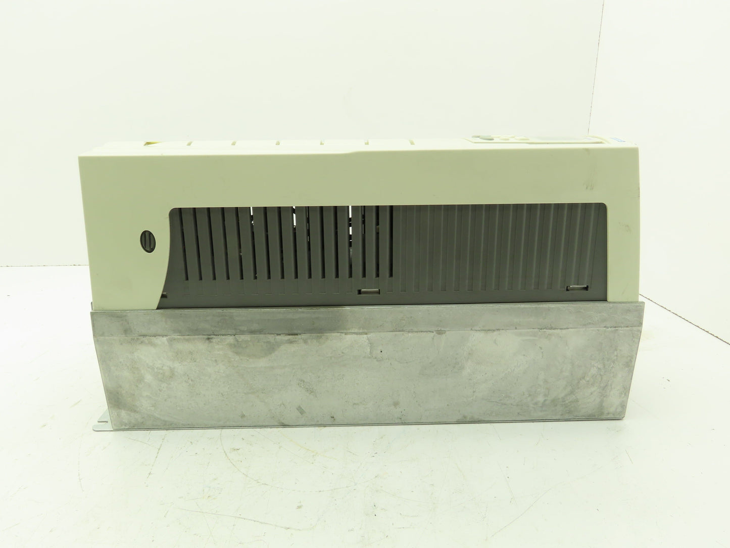 ABB ACH550-UH-015A-4 HVAC VFD Variable Speed Drive 10HP 3Ph 480V 15.4A