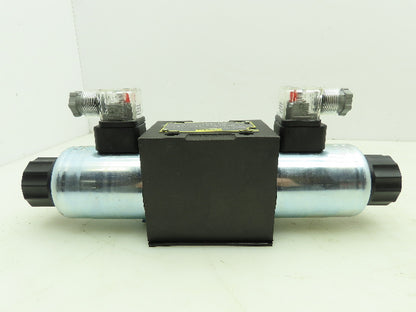 Parker D3DW1CNYPZ5 Hydraulic Directional Control Solenoid Valve 3-Pos 120V D05