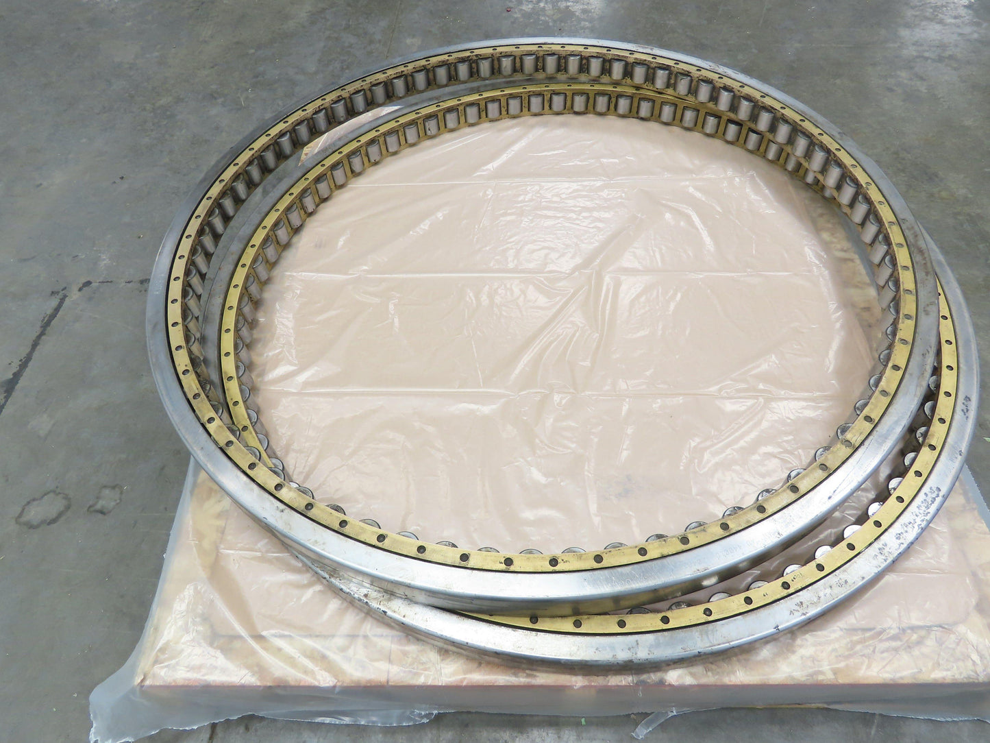 Scheerer American AD-44001D Cylindrical Roller Bearing Set A,B  47" OD 42.25" ID