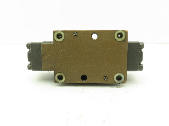 Vickers DG5S-8-2C-T-M-FW-B5-30 Directional Control Solenoid Valve 120V DG4V-3S