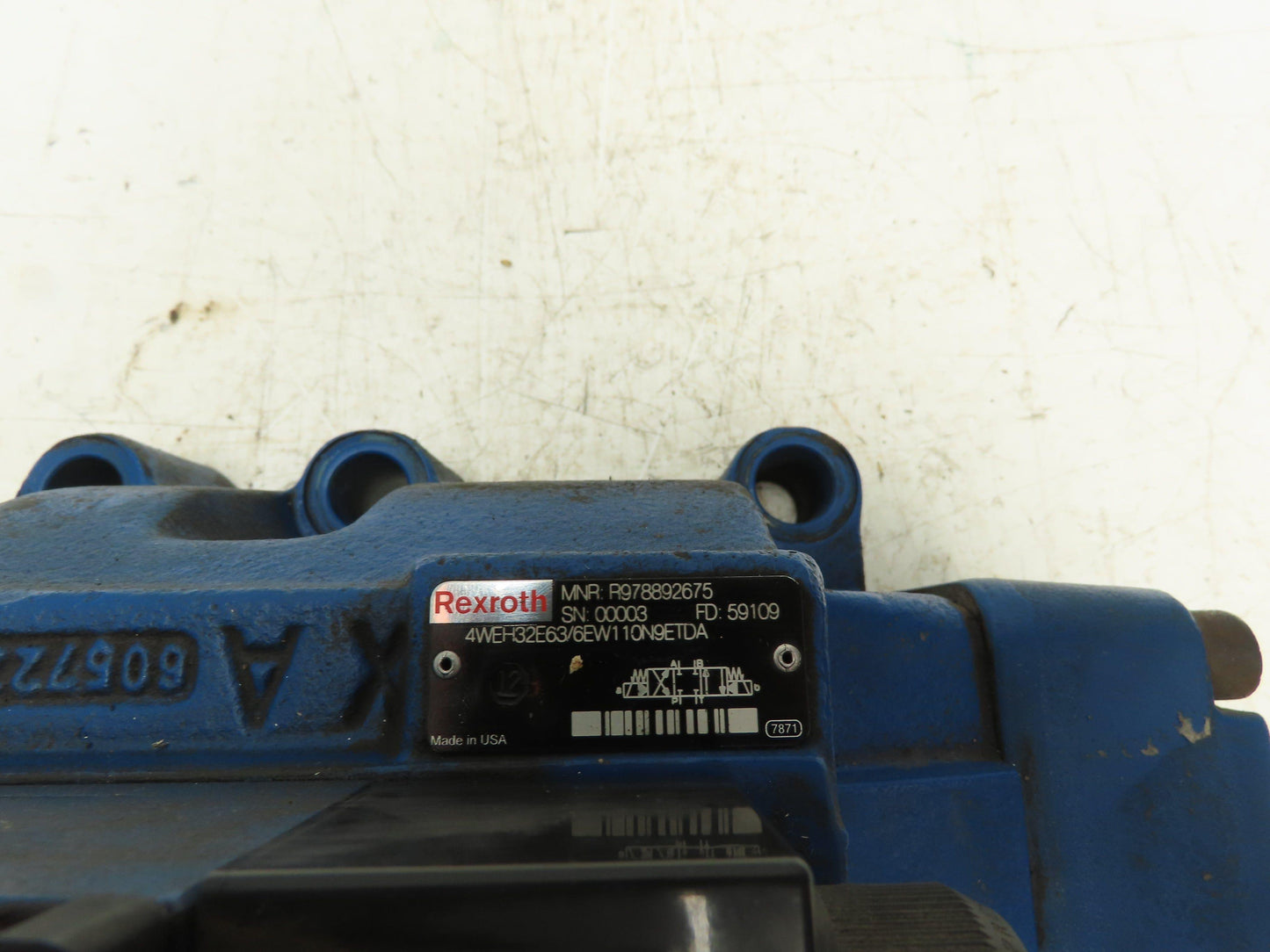 Rexroth 4WEH32E63/6EW110N9ETDA Directional Solenoid Valve 120V 4WE6J61/EW110N9DA