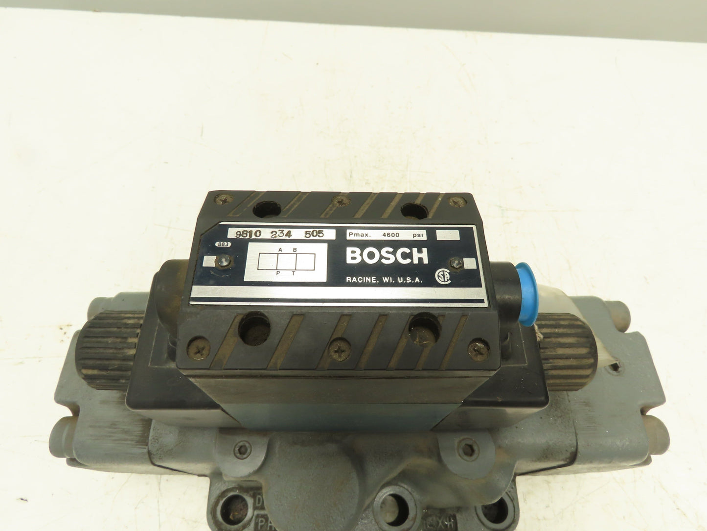Bosch Racine 9810 234 505 Directional Control Solenoid Valve 115V