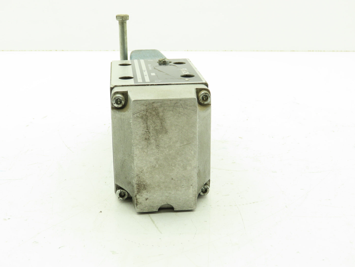 Bosch 081 WV 10 Hydraulic Manual Directional Control Valve 4/3-Pos 0810001905