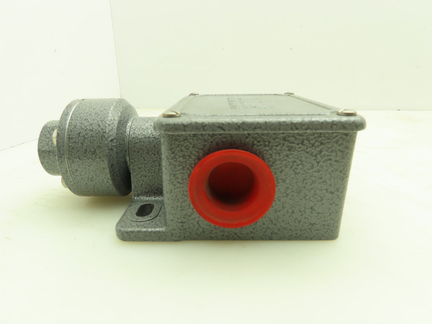 Static O Ring 4PP-K5-N4-B1A-3-50 Pressure Switch 3-50 PSI Range 1/4" NPT