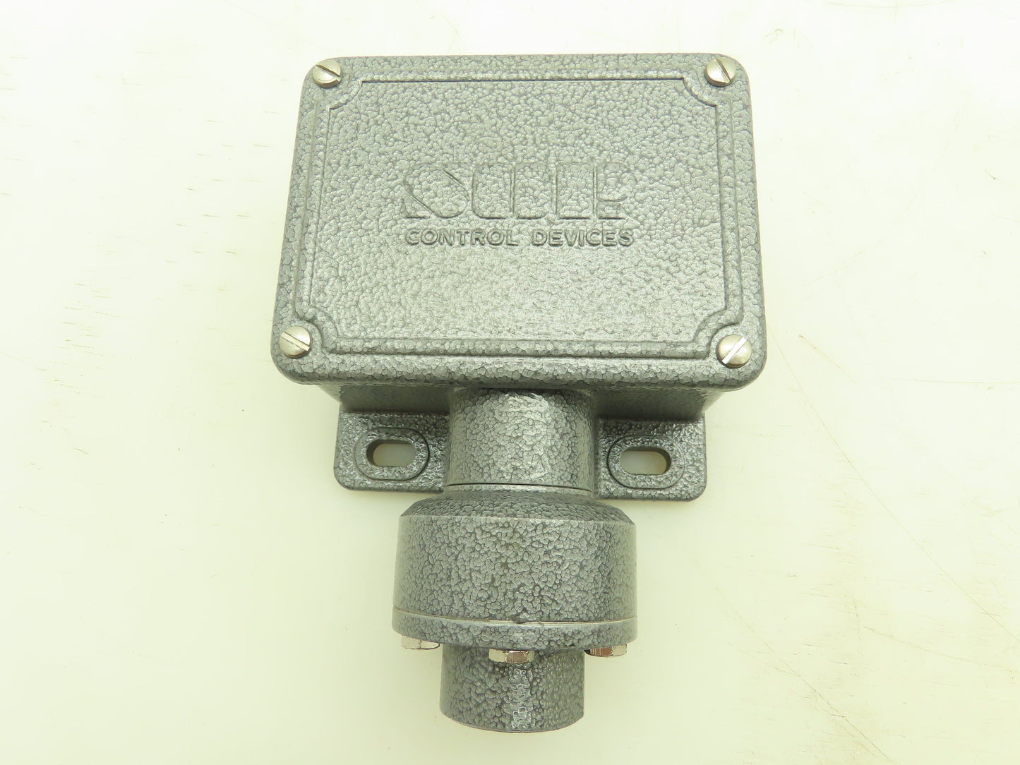 Static O Ring 4PP-K5-N4-B1A-3-50 Pressure Switch 3-50 PSI Range 1/4" NPT