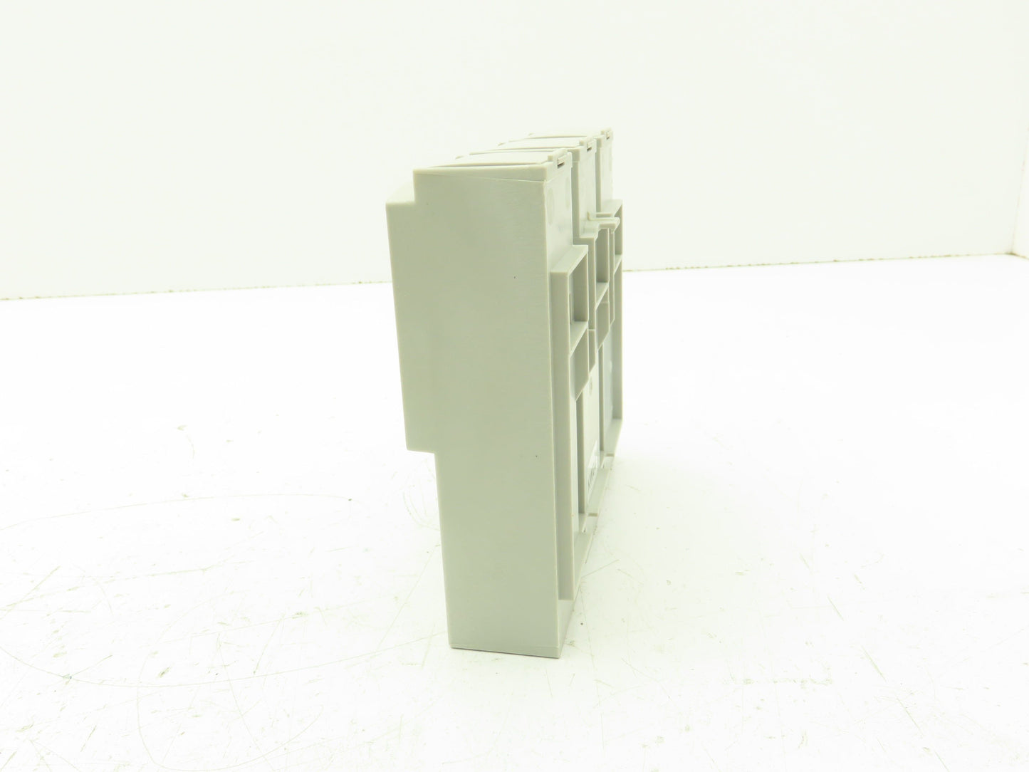 Allen Bradley  100-DTB420 Terminal Lugs Protection Class IP2X Lot of 2