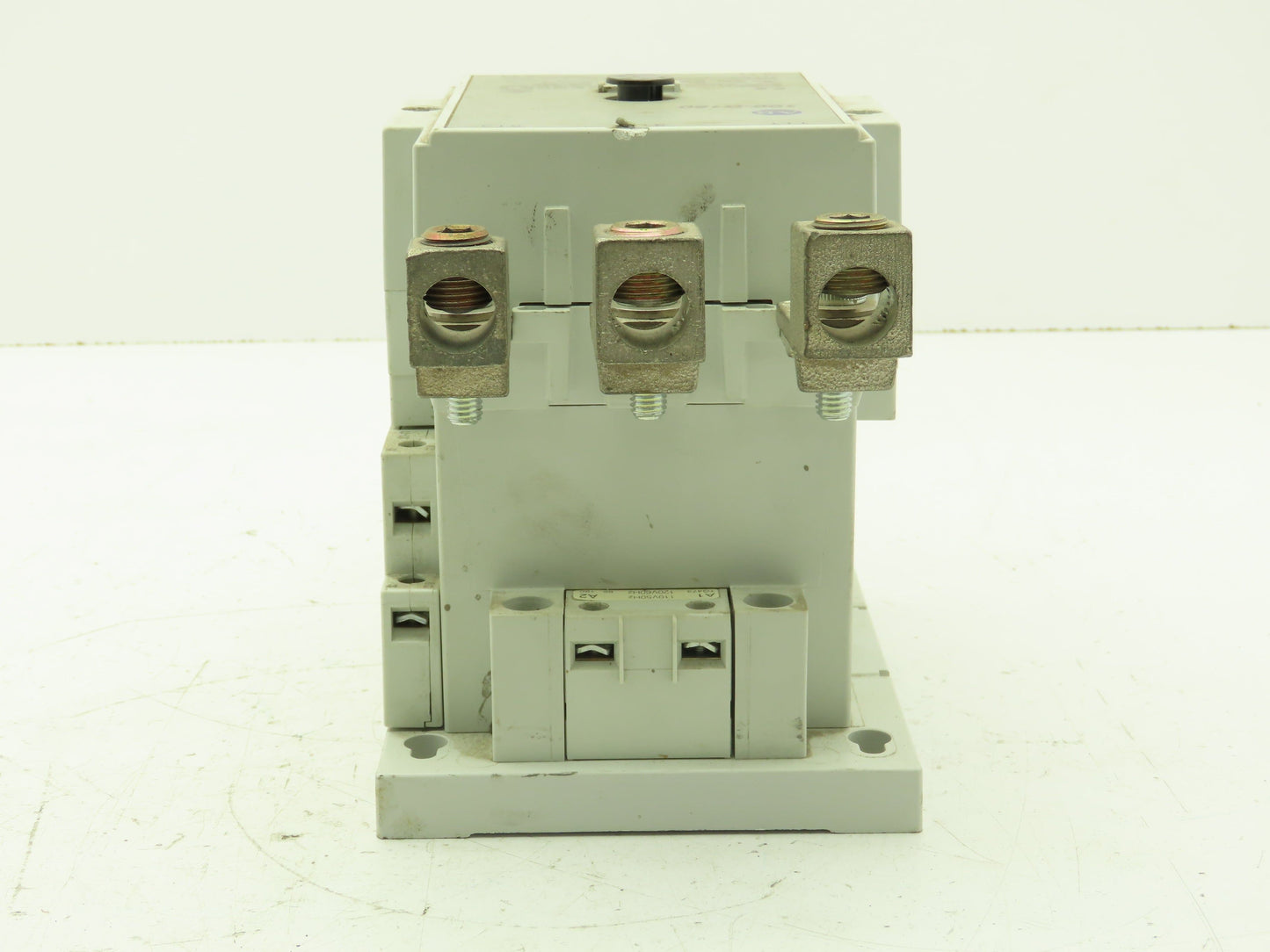 Allen Bradley 100-D Motor Starter Contactor 600V 220A 3Ph 120V Coil 60Hz