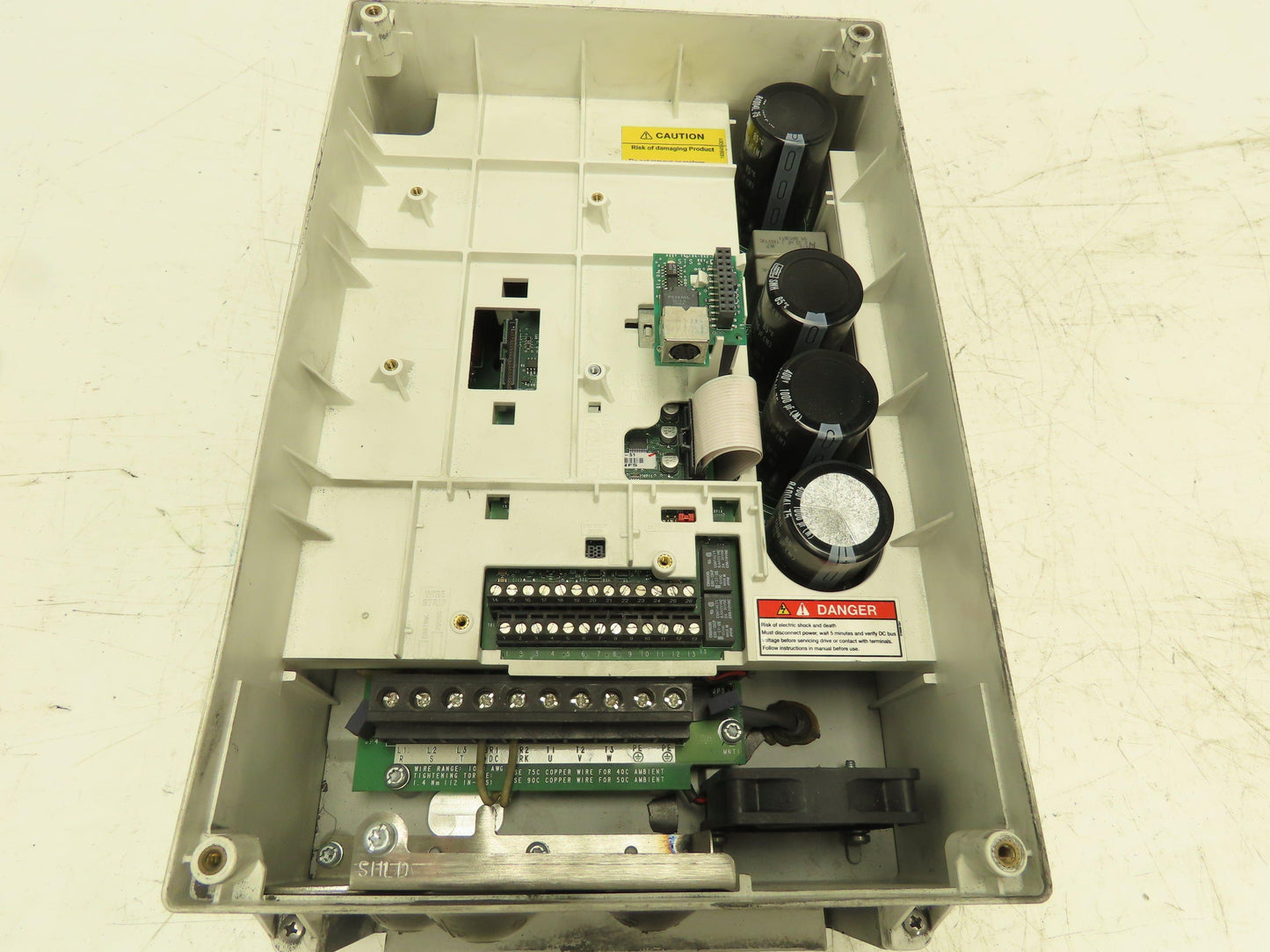 Allen Bradley 20AD022C3AYYAEC0 Powerflex 70 AC Drive VFD 480V 15HP 22A 3Ph IP66