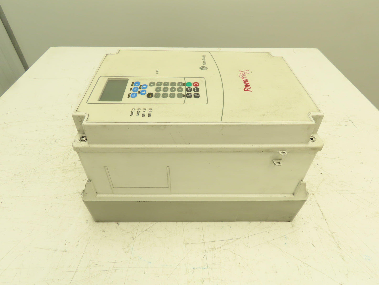 Allen Bradley 20AD022C3AYYAEC0 Powerflex 70 AC Drive VFD 480V 15HP 22A 3Ph IP66