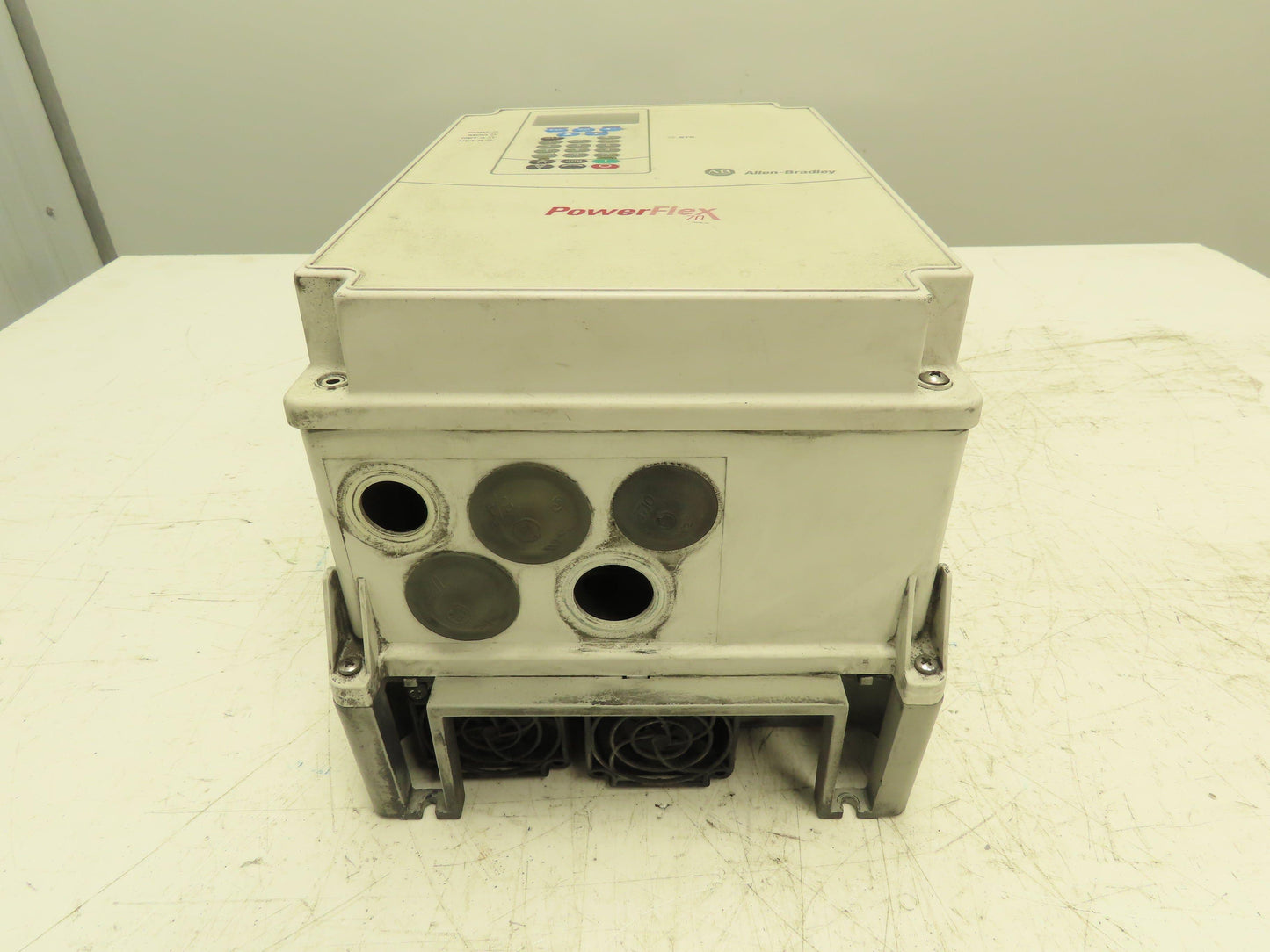 Allen Bradley 20AD022C3AYYAEC0 Powerflex 70 AC Drive VFD 480V 15HP 22A 3Ph IP66