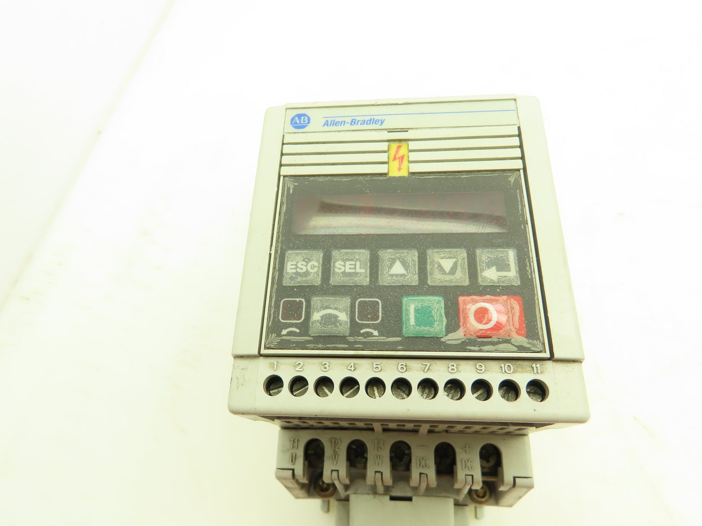 Allen Bradley 160-BA04NPS1P1 Preset Speed Controller Ser B Motor Rtg 1.5KW/2HP