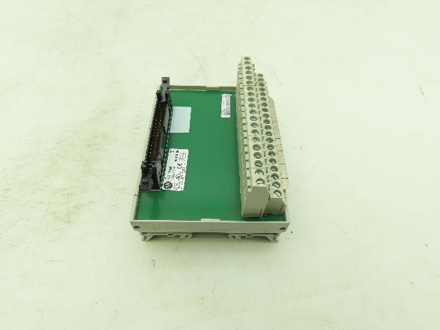 Allen Bradley 1492-IFM40F Digital Interface Module Ser A 132V AC/DC Max Lot of 2