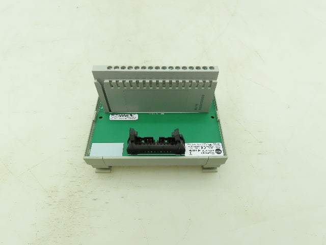 Allen Bradley 1492-IFM20F-3 Digital Input Breakout Module Ser B 0-132V AC/DC