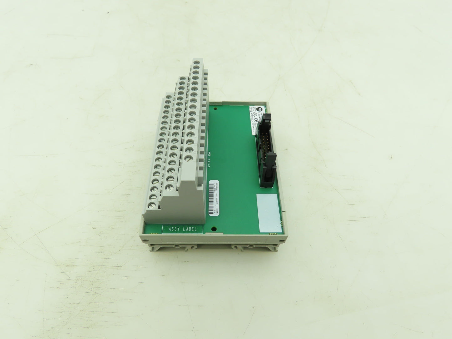 Allen Bradley 1492-IFM20F-3 Digital Input Breakout Module Ser B 0-132V AC/DC