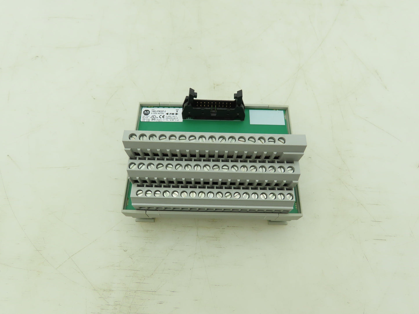 Allen Bradley 1492-IFM20F-3 Digital Input Breakout Module Ser B 0-132V AC/DC