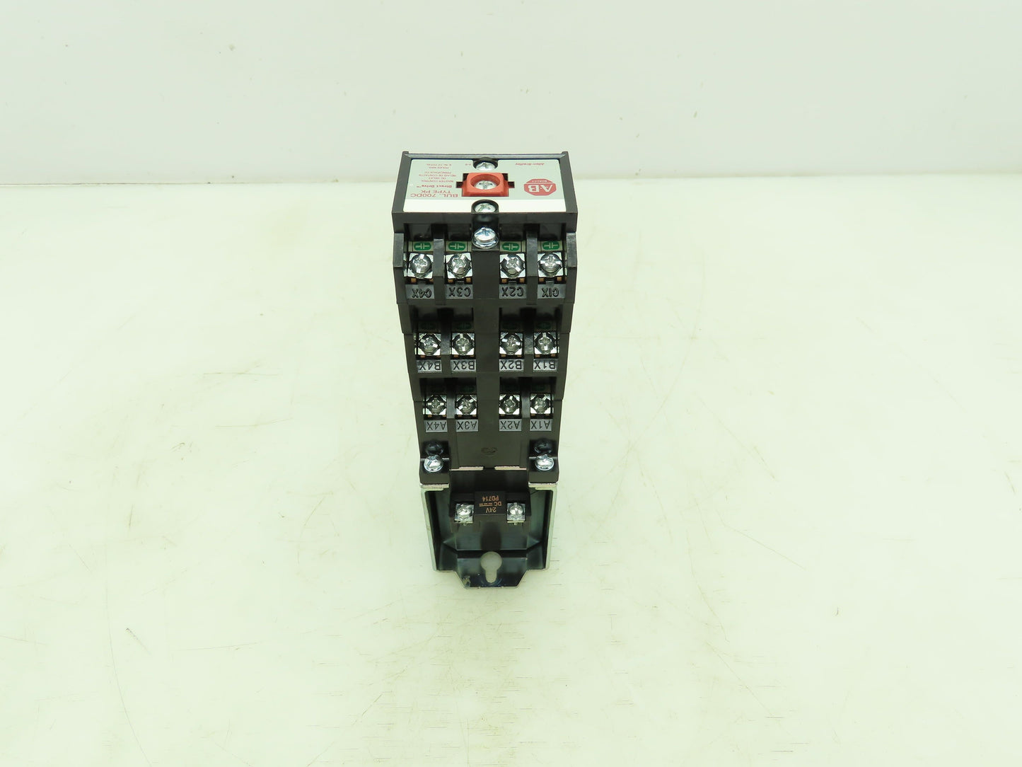 Allen Bradley 700DC-PH600Z24 Control Relay Type PH 600V 20A 24VDC Ser E