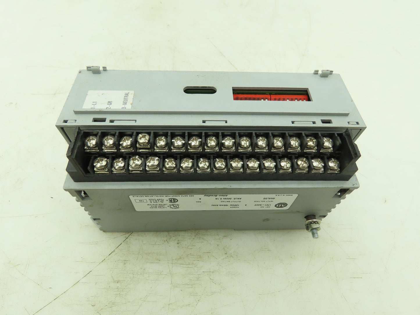 Allen Bradley 1791-N4V2 Block I/O Module Analog Input Output Series A