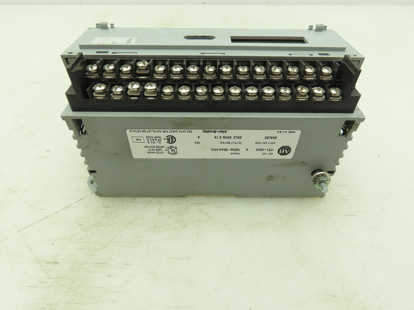 Allen Bradley 1791-N4V2 Block I/O Module Analog Input Output Series A