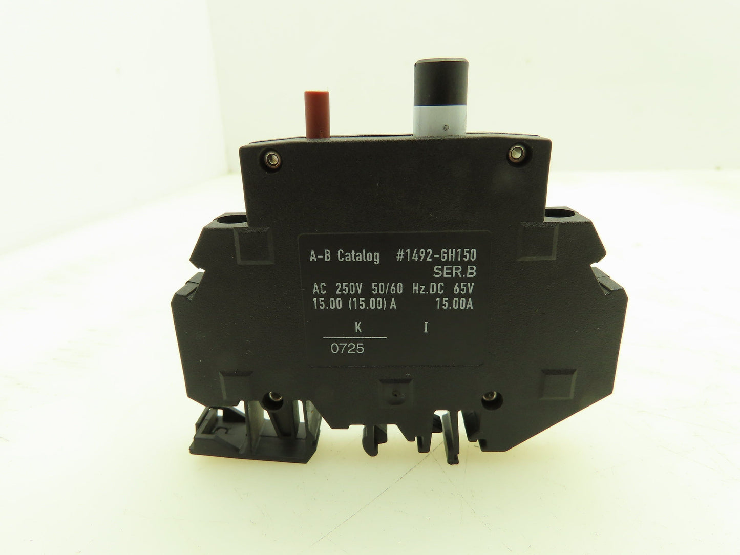 Allen Bradley 1492-GH150 Mini Breaker 15A 1P 250VAC 65V Ser B Lot Of 2