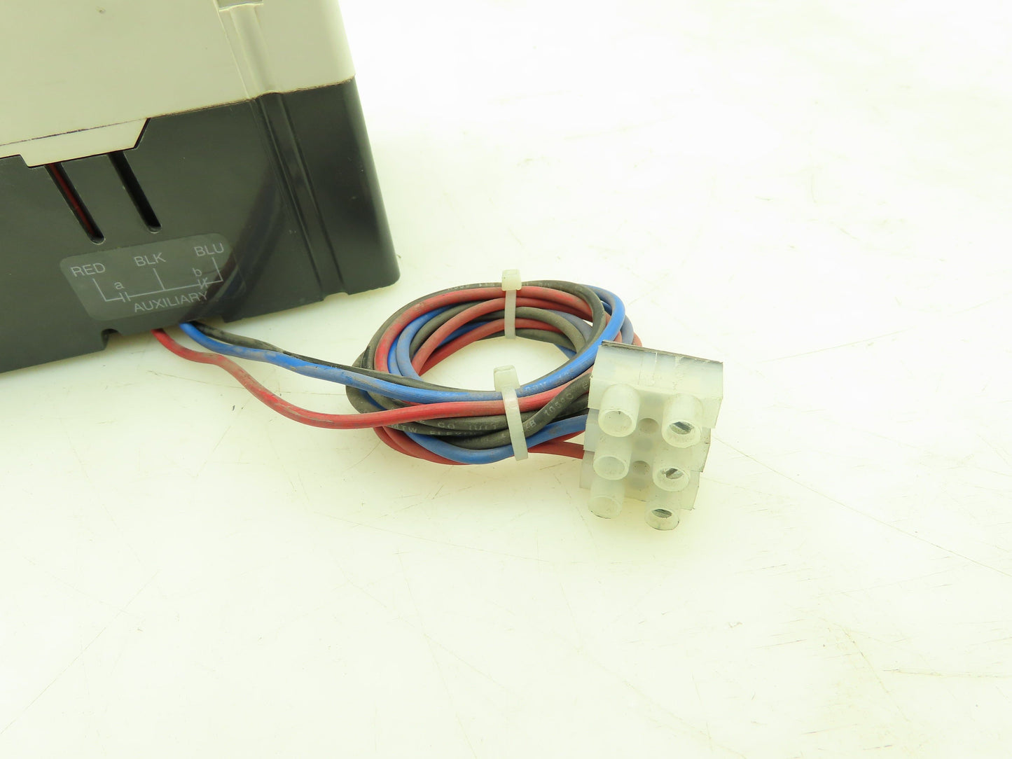 Allen Bradley 140M-I8P-B30S-CXM Motor Circuit Protector Breaker 3P 3A 3PH 600VAC