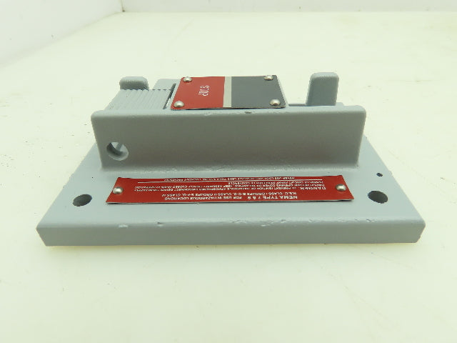 Allen Bradley 800H-NP14 Explosion Proof Switch Cover NEMA Type 7 & 9 Half Lever
