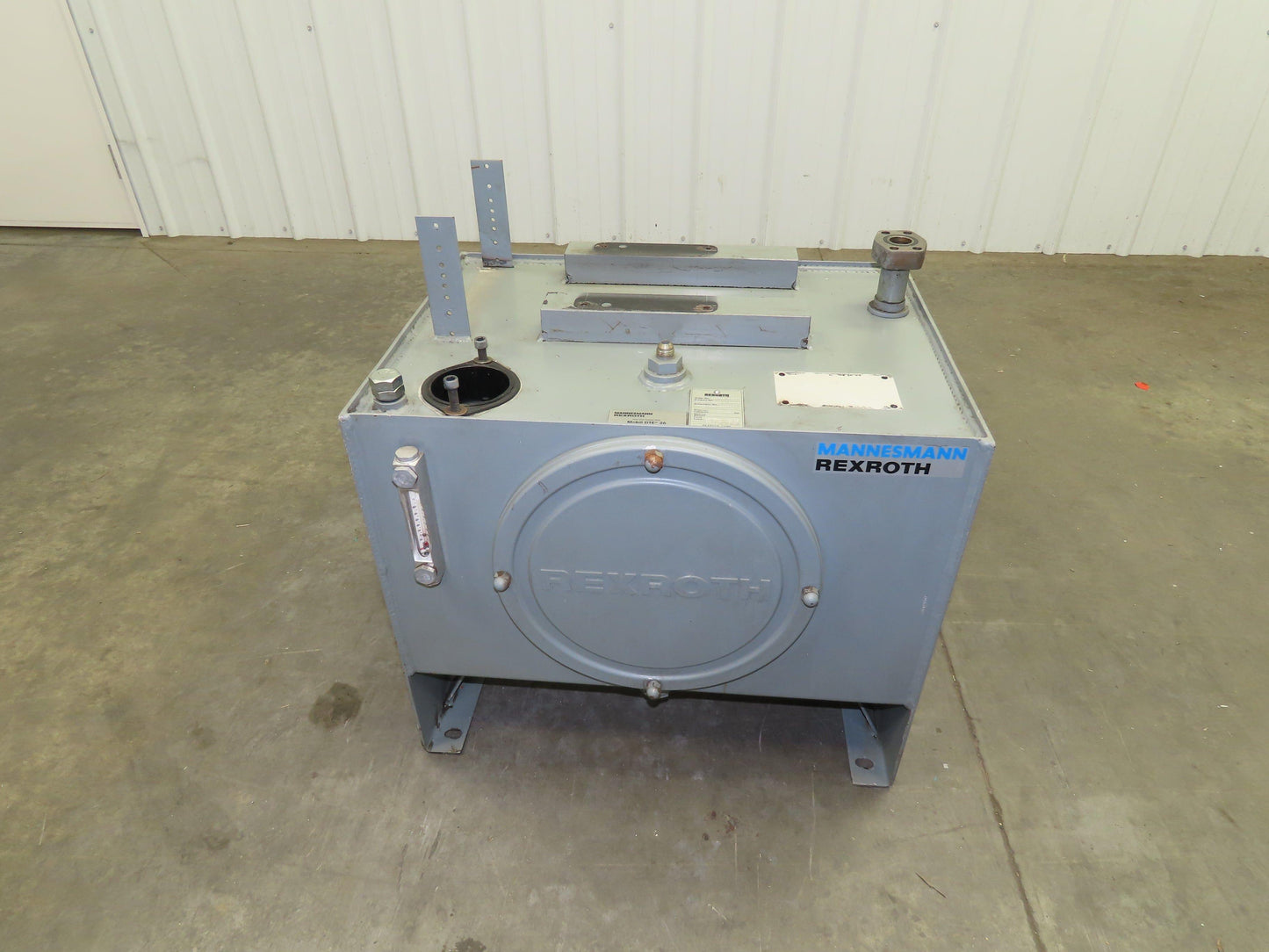 Rexroth Hydraulic Fluid Tank 20 Gallon Holding Tank SAE 4 Bolt 24x17x14"