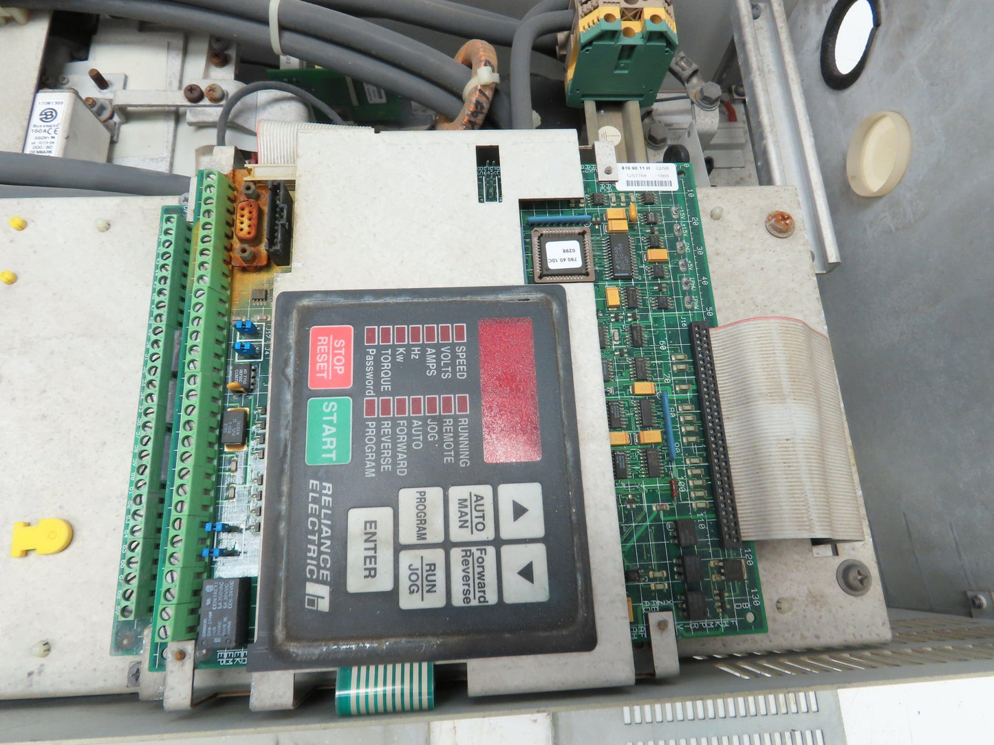 Reliance Electric GV3000U-AC089-AA-DBU GV3000 AC Drive VFD 460V 3Ph 90A