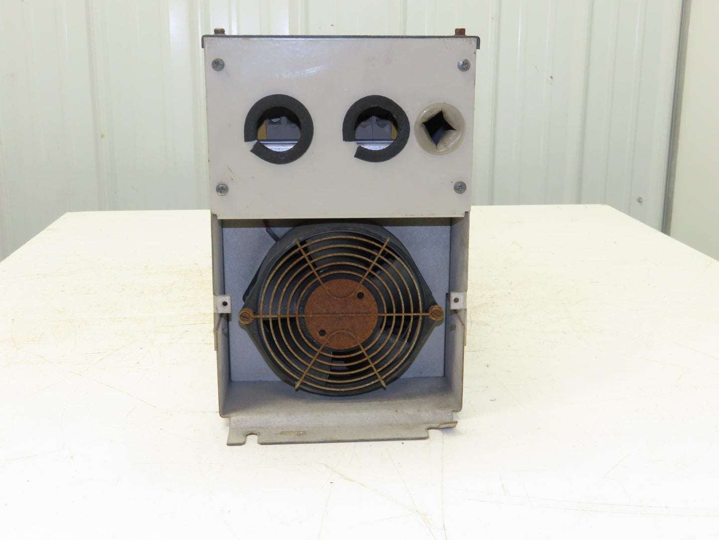 Reliance Electric GV3000U-AC058-AA-DBU GV3000 AC Drive VFD 460V 3Ph 63A