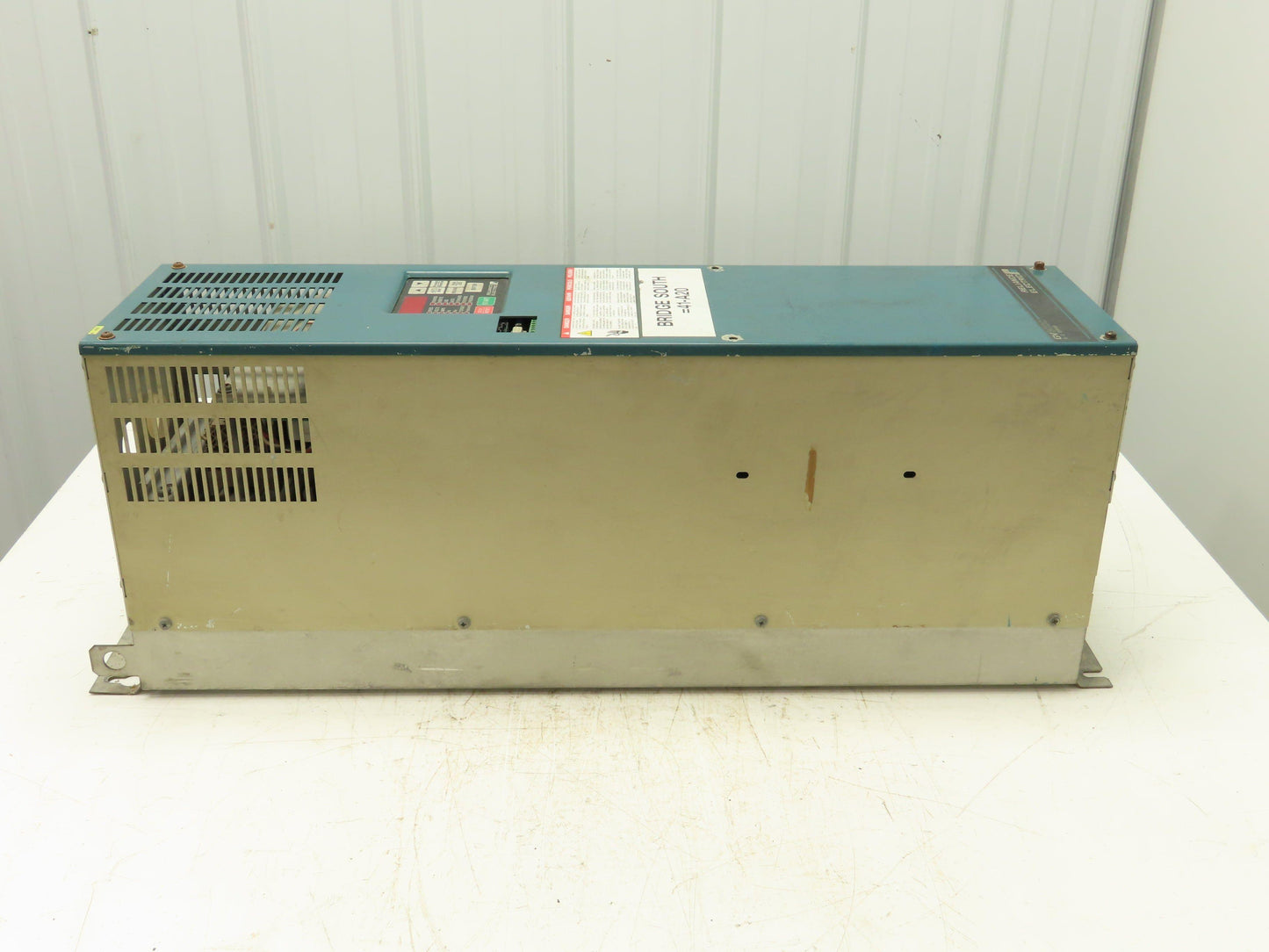 Reliance Electric GV3000U-AC058-AA-DBU GV3000 AC Drive VFD 460V 3Ph 63A