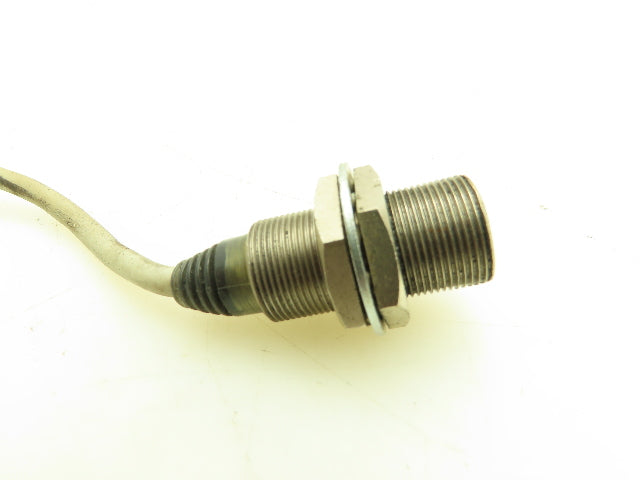 Keyence EV-118M Proximity Sensor 18mm Lot of 3