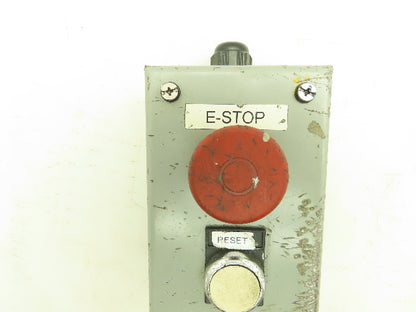 Saginaw Control SCE-2PBI Pushbutton Enclosure E-Stop Reset Button Lot of 2