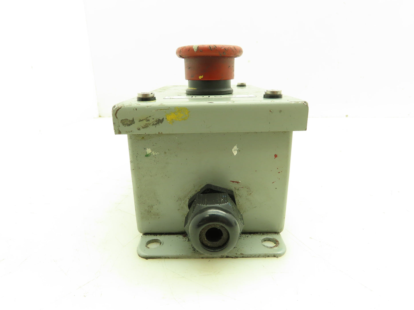 Saginaw Control SCE-2PBI Pushbutton Enclosure E-Stop Reset Button Lot of 2