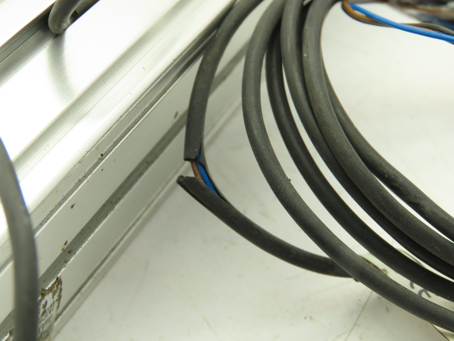 Tolomatic MXP25S Rodless Pneumatic Band Cylinder Bearing Slide 1"Bore 33" Stroke