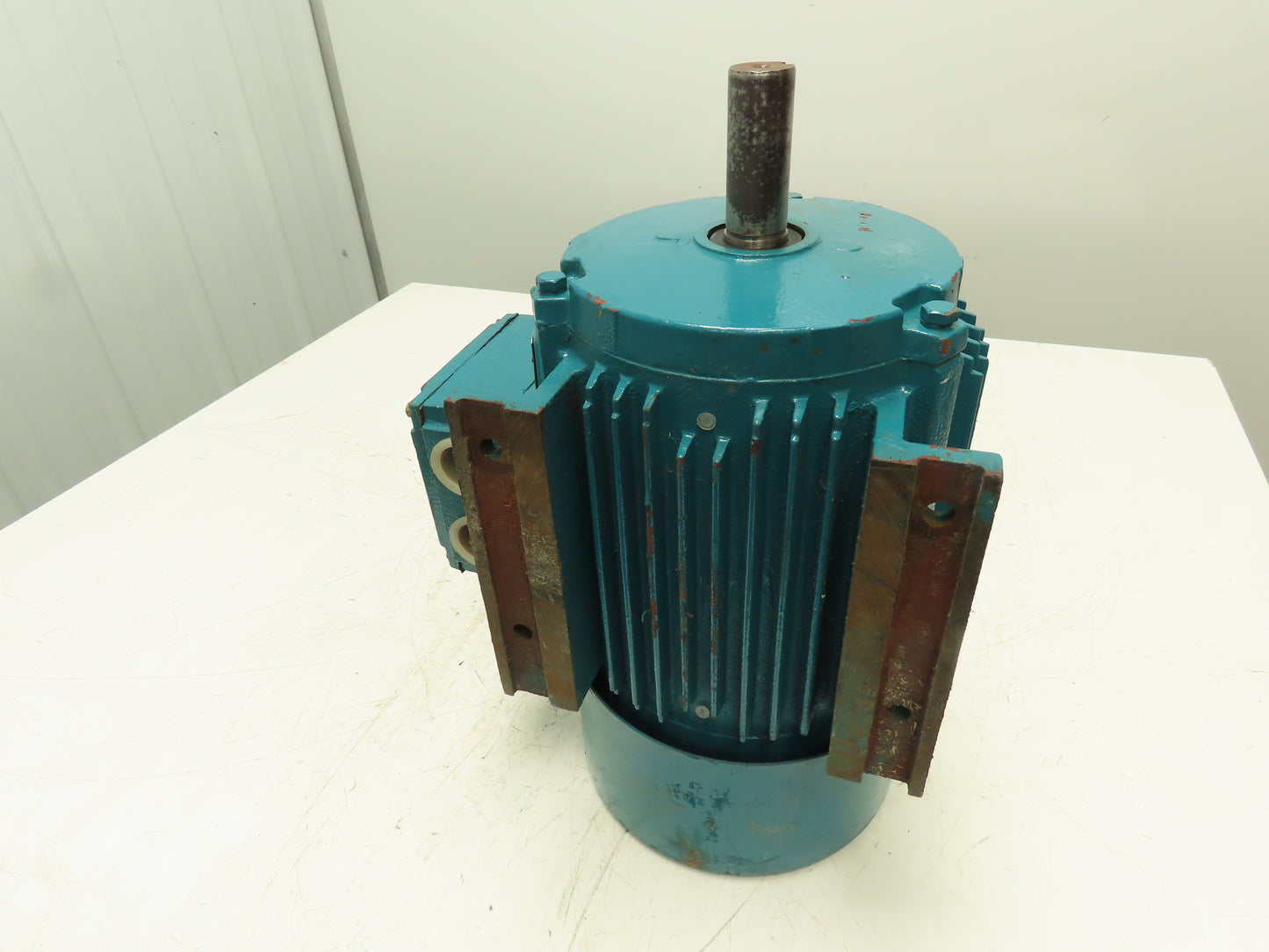 Brook Crompton 1DN AC Motor 3Hp 1755 RPM 190/380V 208-230/460V 3PH IP55 182T