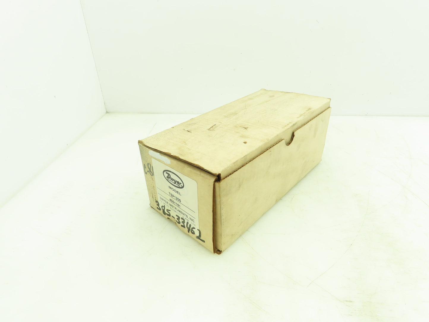 Dwyer TSP120S Liquid Flow Controller Series TSP 240VDC 0.25A 50-60Hz