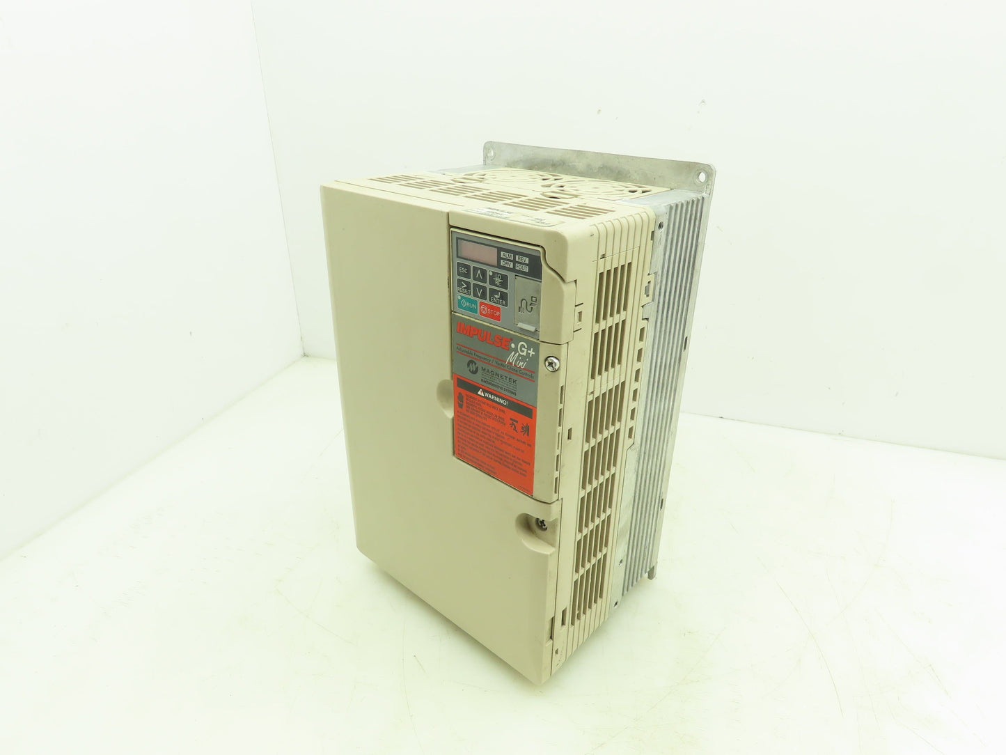 Magnetek CIMR-VU4A0031AAA Impulse G+ Adjustable Frequency Drive 460V 24A