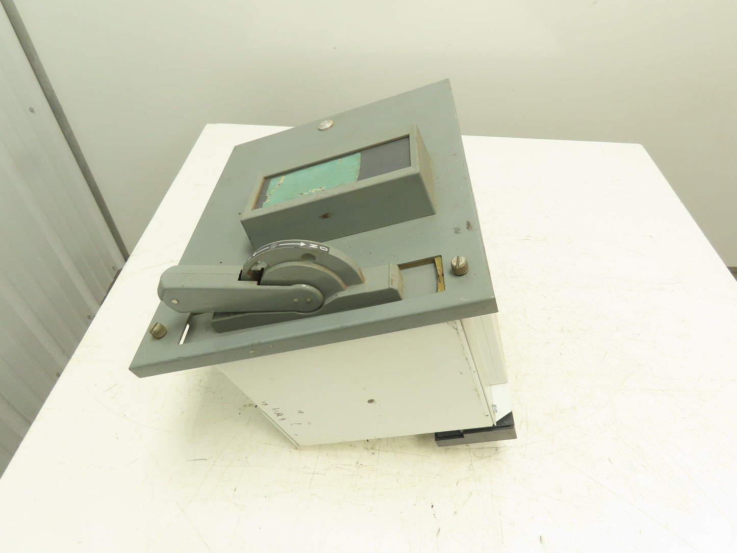 Allen Bradley 2112B-BAB-4R-6G-24-106 MCC Bucket Motor Starter 10Hp 480V 3Ph Sz 1