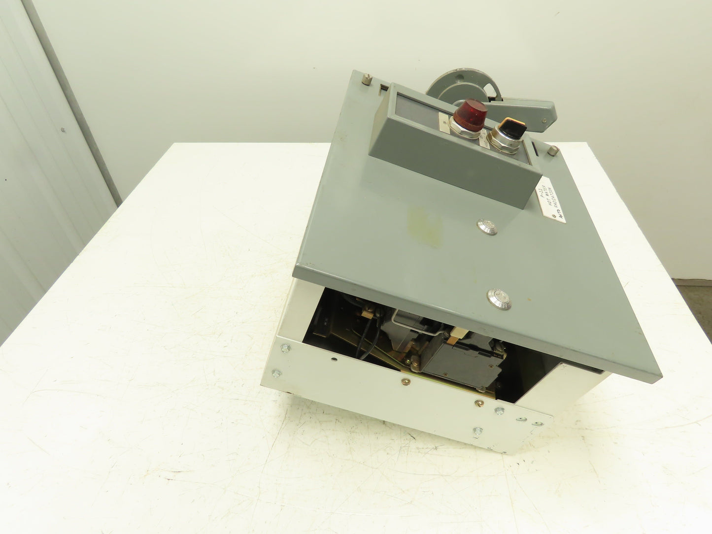 Allen Bradley 2112B-BAB-4R-6G-24-106 MCC Bucket Motor Starter 10Hp 480V 3Ph Sz 1