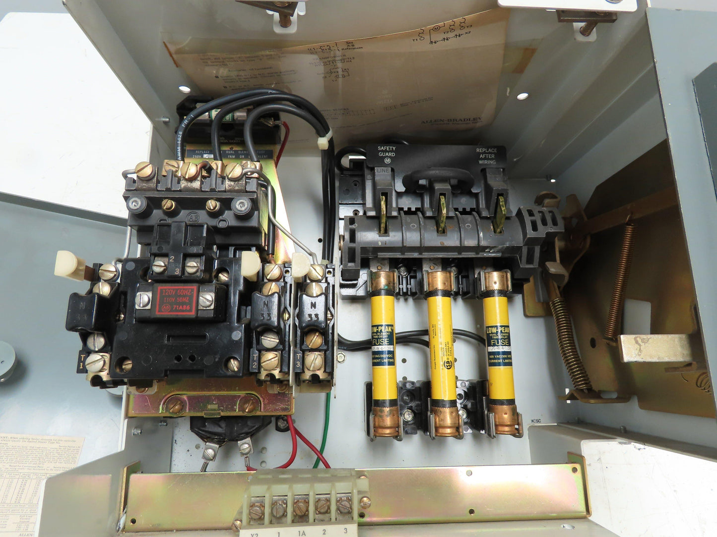 Allen Bradley 2112B-BAB-4R-6G-24-106 MCC Bucket Motor Starter 10Hp 480V 3Ph Sz 1