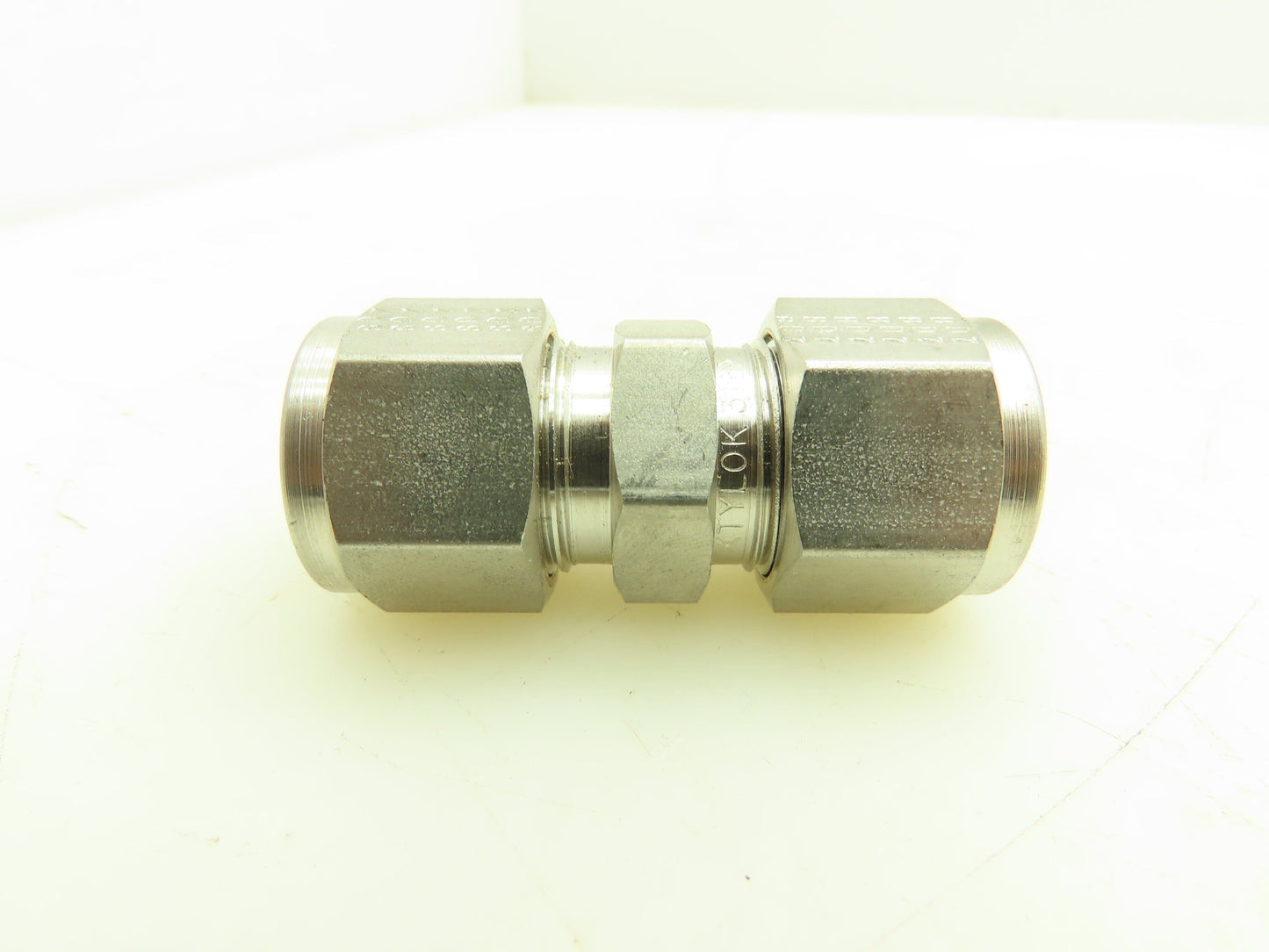 Tylok SS-8-DU Double Ferrule Union 1/2 " Tube 316 Stainless Lot Of 6