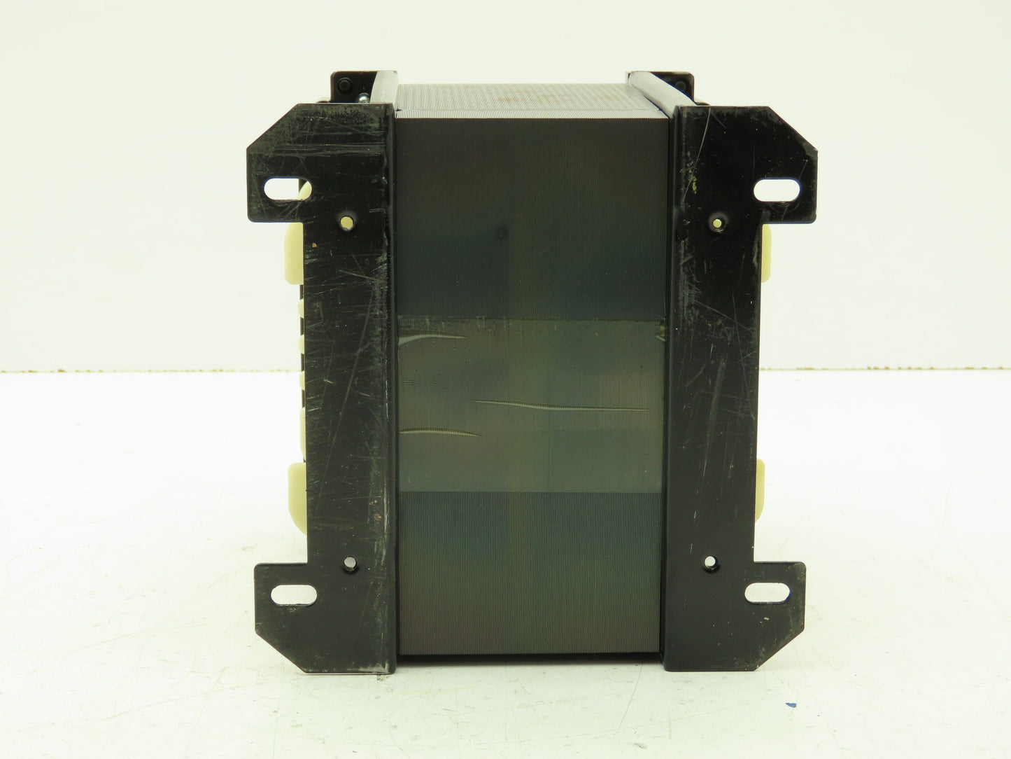 Wyes Woonyoung WY21-1KA Isolating Control Transformer 1kva 240V In 120V Out 1Ph