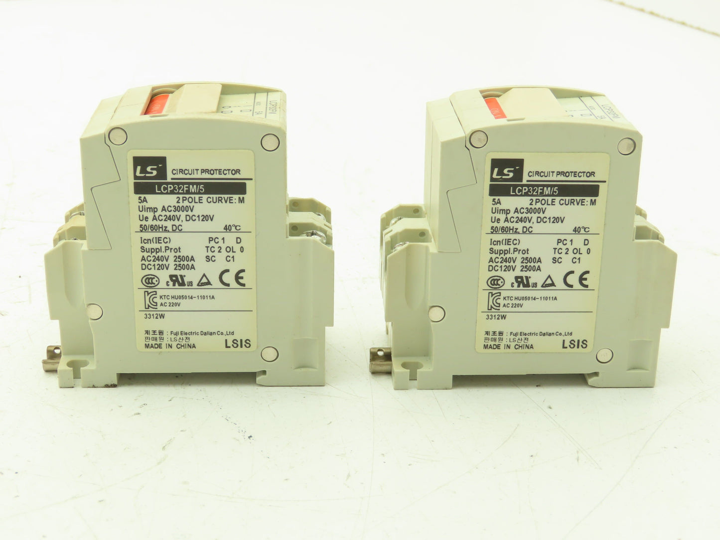 LS LCP32FM Circuit Breaker AC 240V DC 120A 50/60Hz Lot of 2
